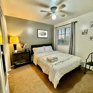 Homestay Cozy Private With Shared Bathroom Inside A House 